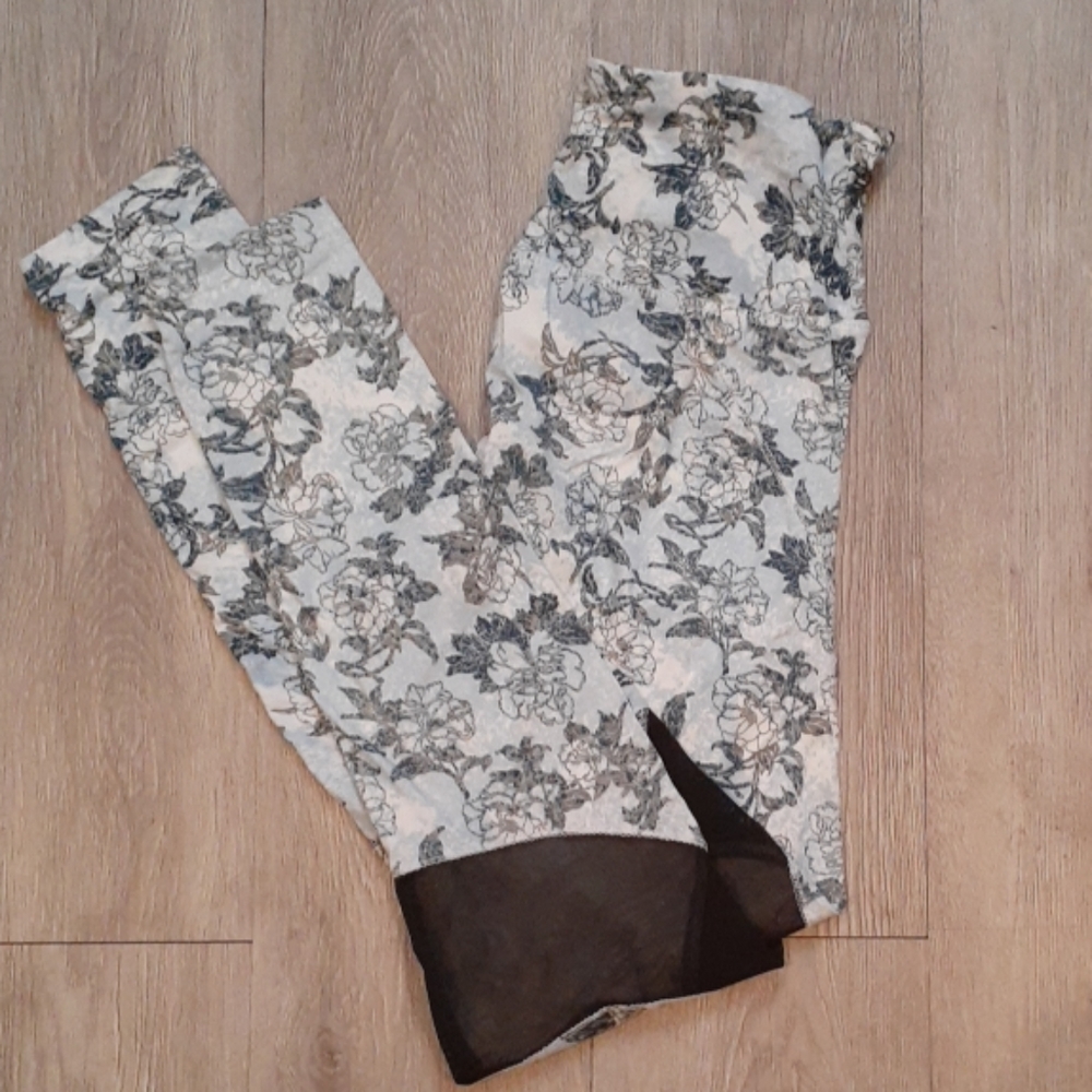 Activewear pants